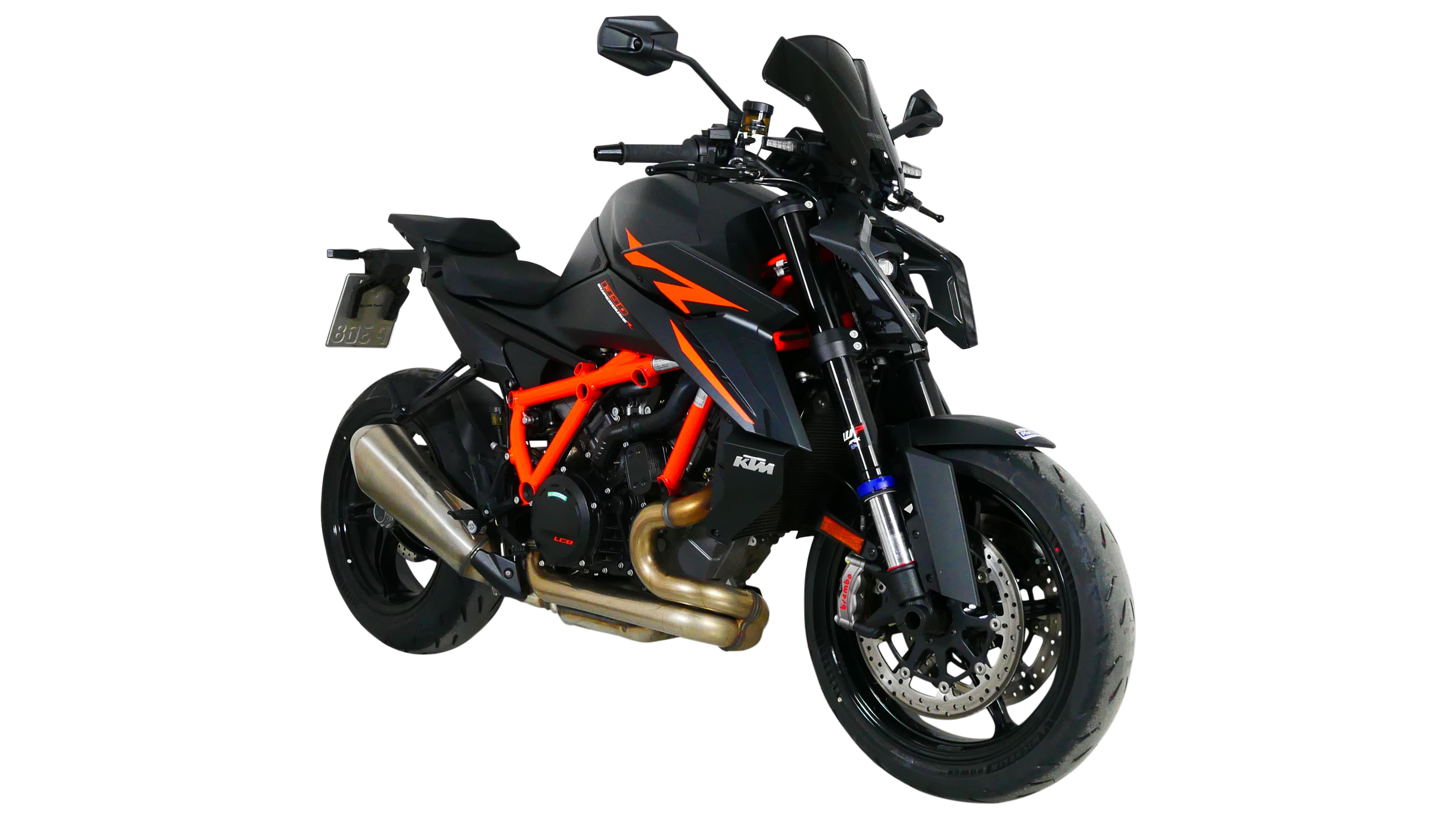 1390_SUPERDUKE_R_24-_NRM8_D_4025066176618.jpg